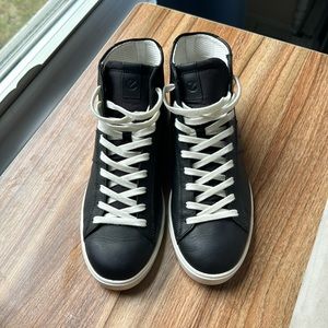 Ecco size 40 soft 7 high top sneakers
